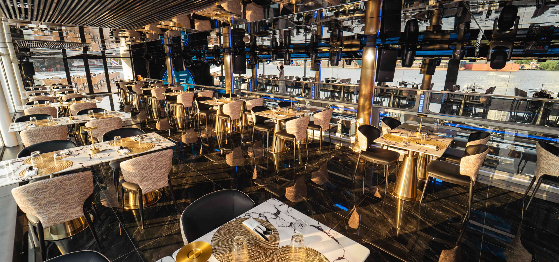 Super Galaxy Luxury Cruise @ICONSIAM